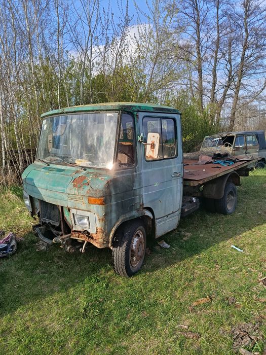 Продам два мерседес 508д