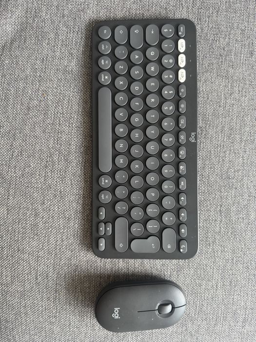 Klawiatura logitech pabble  ipad, macbook, mac mini, iphone