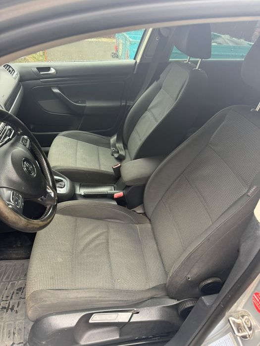 Продам Volkswagen Golf VI