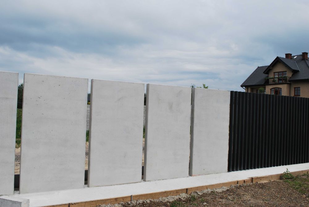 Mur ogrodzeniowy | nowoczesne ogrodzenie | elka ogrodzeniowa