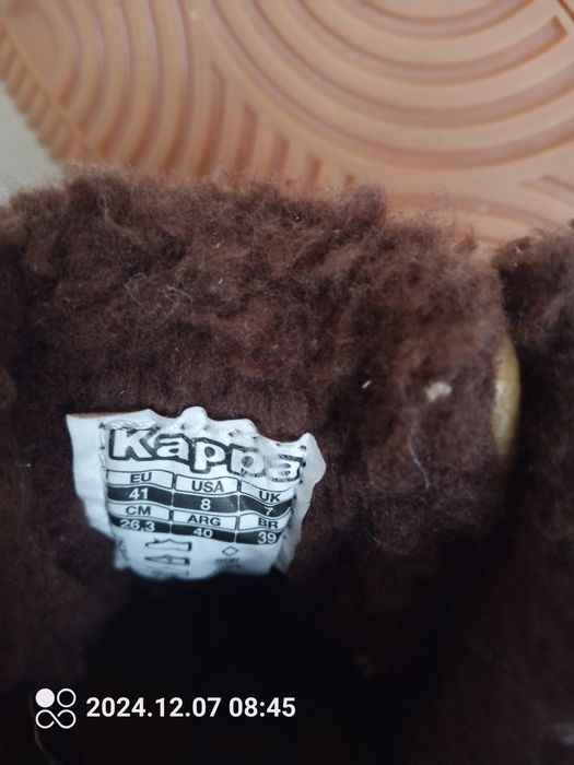 Markowe buty ocieplane Kappa.