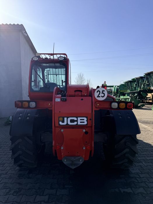 JCB  541-70 Телескопічний навантажувач