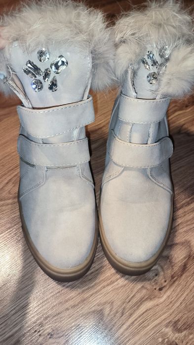 Botki damskie na koturnie rozm 38