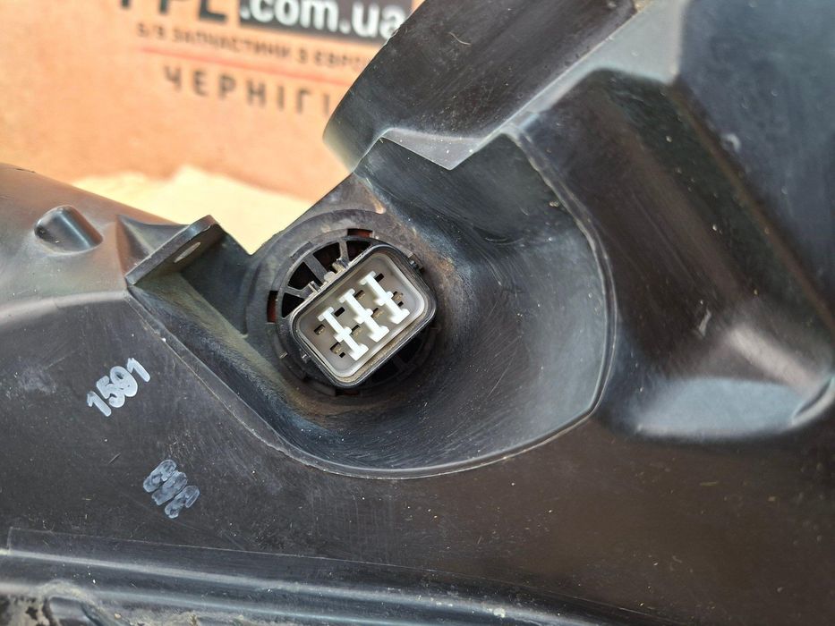 Honda Civic VIII UFO 2005-2011 Фара передняя левая 33151-SMG-G123-M1