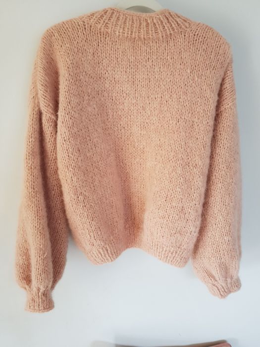 Sweter damski ręcznie robiony roz.S M