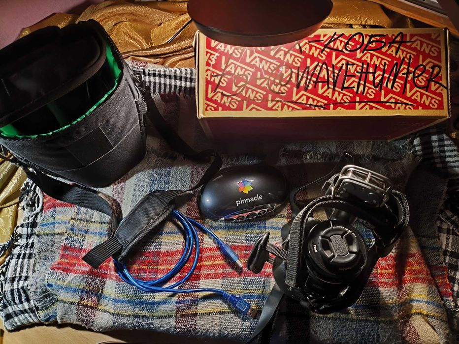 Стрім сетап: камера - Sony NEX-VG20EH + Pinnacle 710-USB (карта відеозахоплення)
