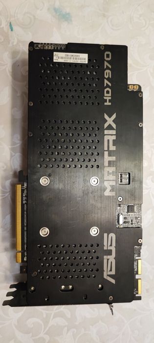 Placa gráfica AMD HD 7970 3gb