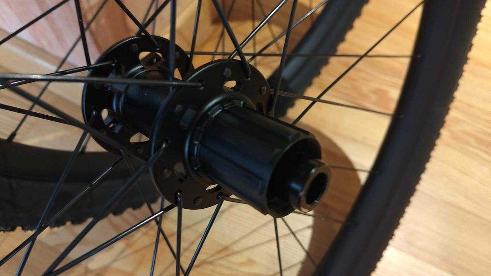 Nowe Koła MTB 29' Specialized z oponami