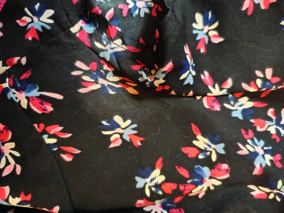 Letnia sukienka w kwiaty marki Peacocks