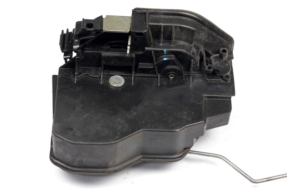 Zamek drzwi prawy tył BMW E90 E70 E60 E87 E91 F10 F30 Europa 5PIN