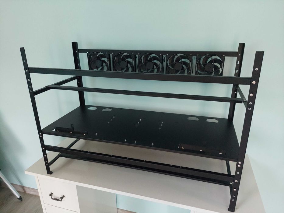 Stelaż obudowa serwer AI kryptowalut 12 GPU 4 PSU