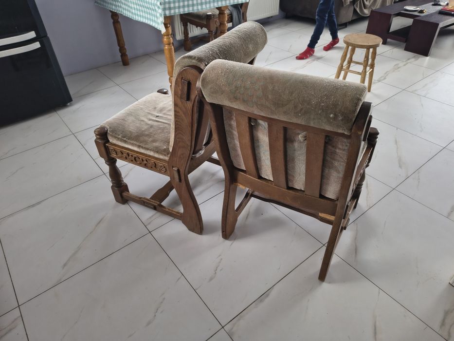 Krzesła dębowe tapicerowane zestaw cena za 6 sztuk