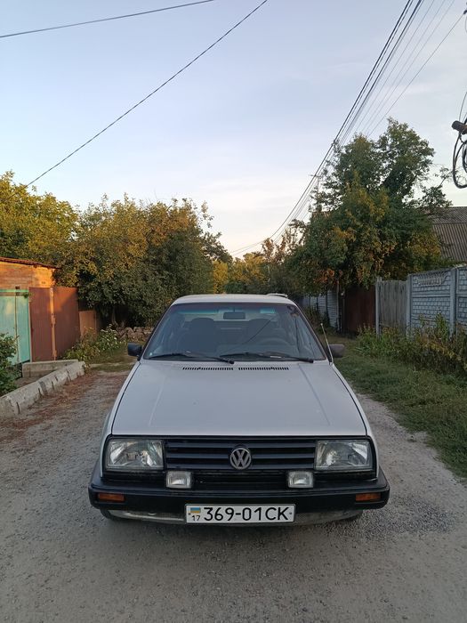 Продам volkswagen jetta в нормальному стані