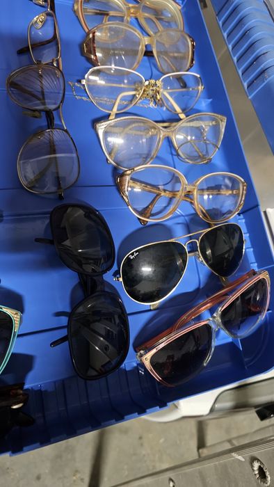 Coleção com mais 60 óculo antigos. Vintage / retro