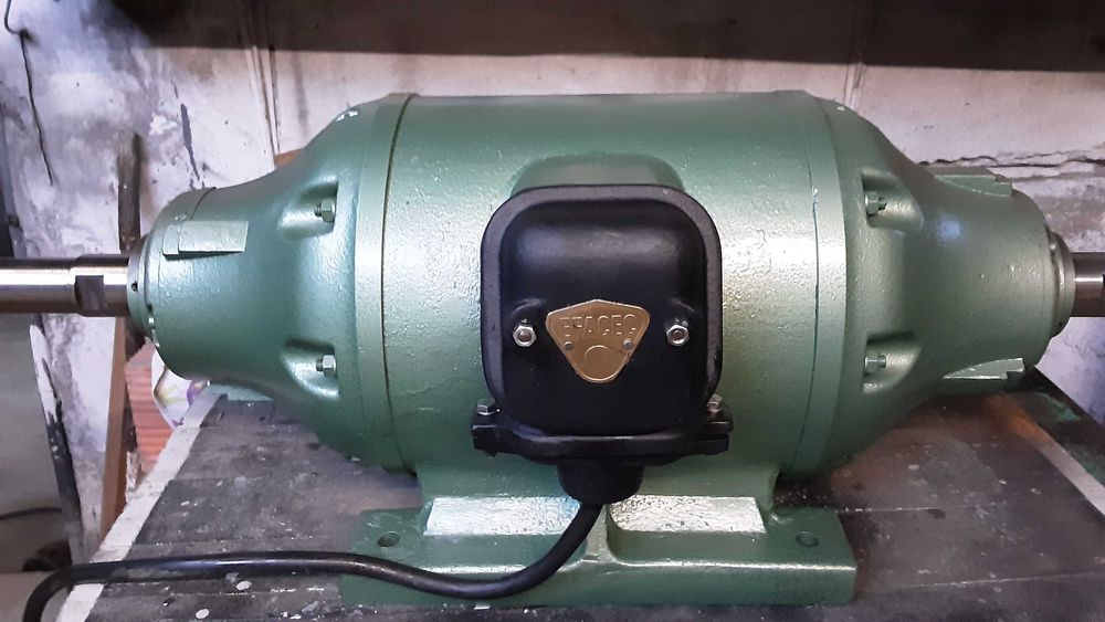 Polidor motor de 5 cavalos trifásico