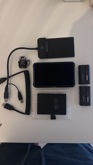 Atomos V + SSD 1 T G- Tech + 2 baterias e cabo 4k