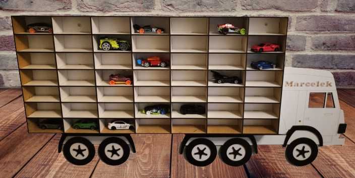 Półka na resoraki hot wheels,tir z grawerem