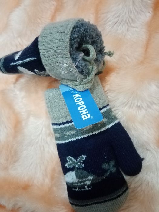 Рукавички зимові.