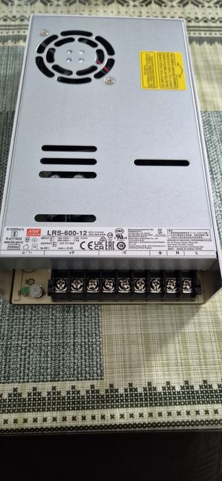 Fonte de alimentação industrial