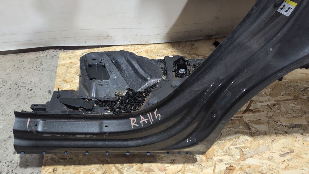 Чверть задня ліва для Audi Q7 2017-2019