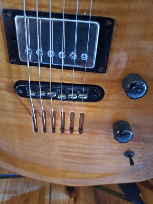 Gitara  Godin  LGX