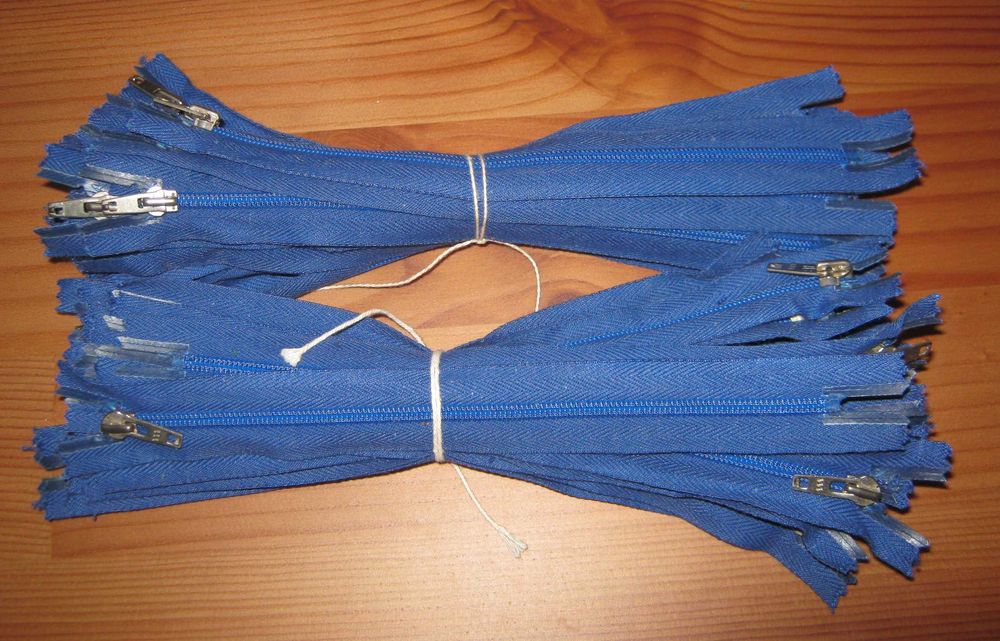 Nowe zamki błyskawiczne plastikowe o dl 17cm - 10szt = 5zł