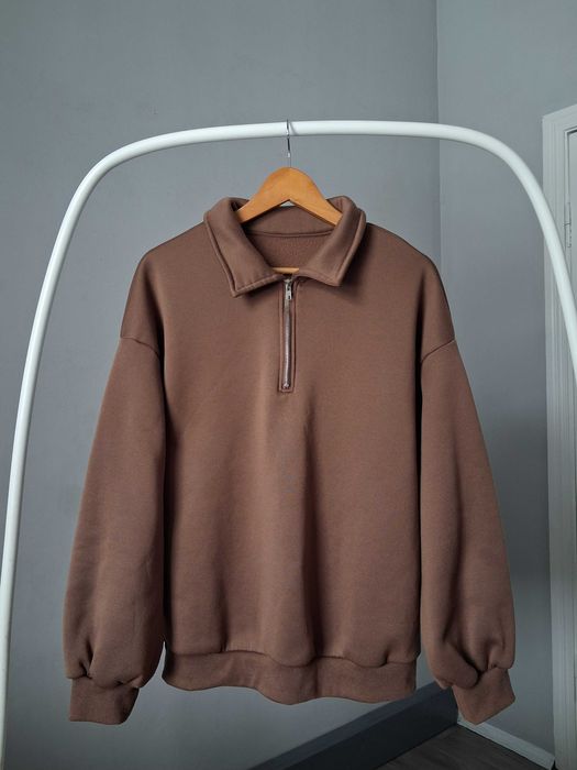 Жіночий світшот джемпер з комірцем шоколадного кольору