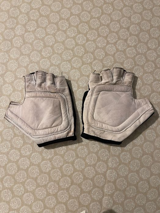Vende-se Luvas de Ginásio