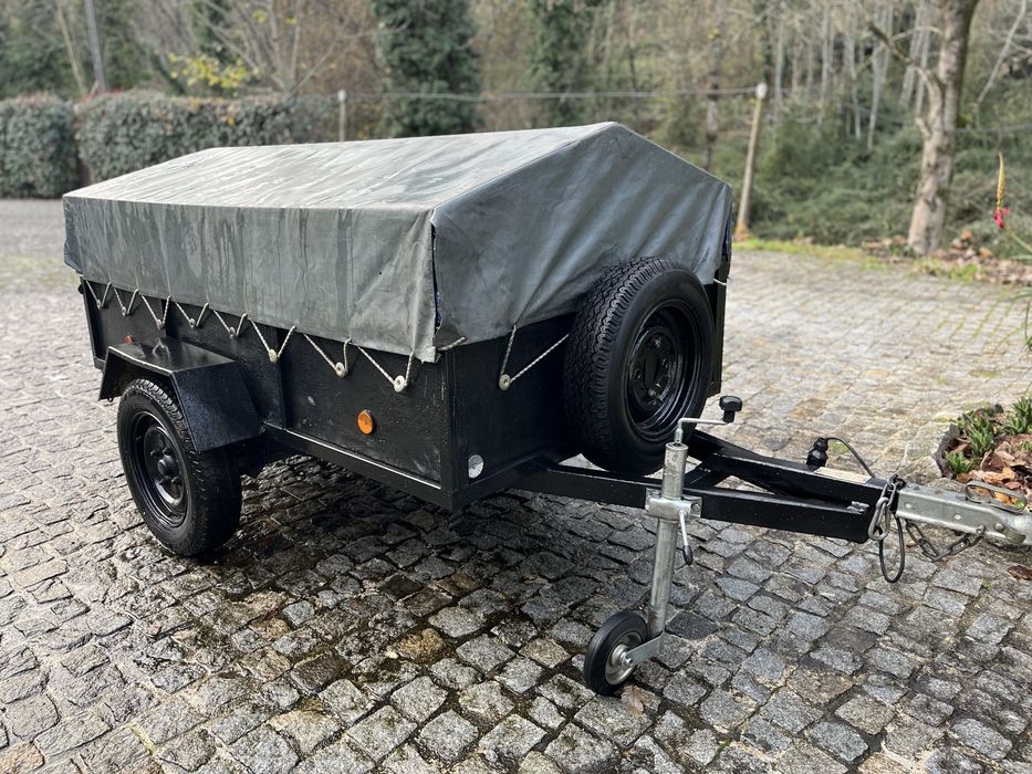 Atrelado 750kg como novo