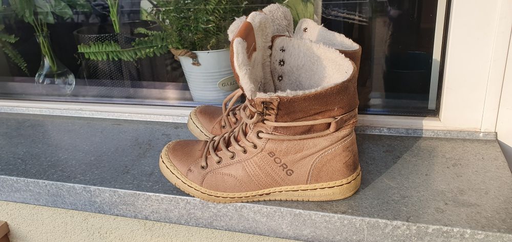 BJORN BERG buty skórzane rozmiar 39 wkładka 25cm stan  bardzo dobry
