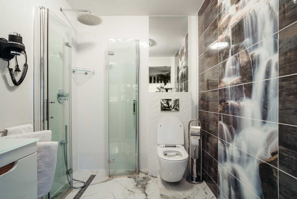 Apartament Domek Nastrojowy LOVE SPA JAUCUZZI w pokoju na wyłączność na życzenie śniadanie do pokoju strefa grill wypoczynek jacuzzi  rowery E-bike