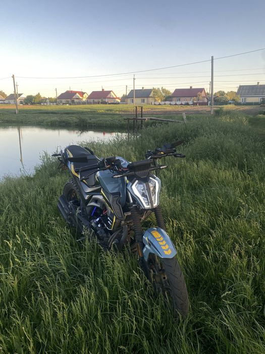 продам Mustang st200