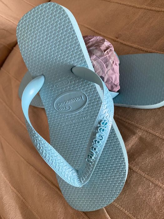 Original Havaianas in Light Blue, Size 35/36 (New)