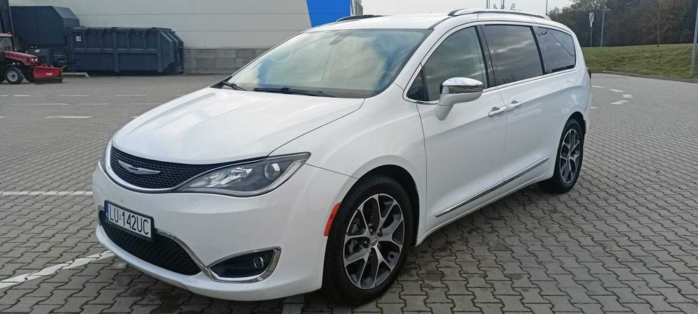 Chrysler Pacifica Limited 8 osób,hak,DVD,zarejestrowana PL***LUBLIN***