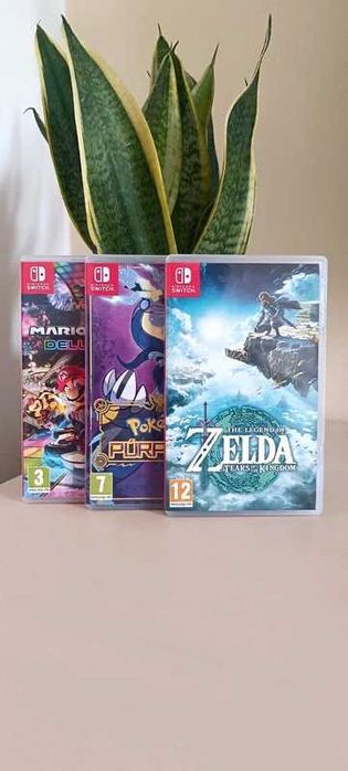 Pack 3 jogos Nintendo Switch (Tears of the Kingdom, Mario Kart 8 deluxe, Pokémon Violet)