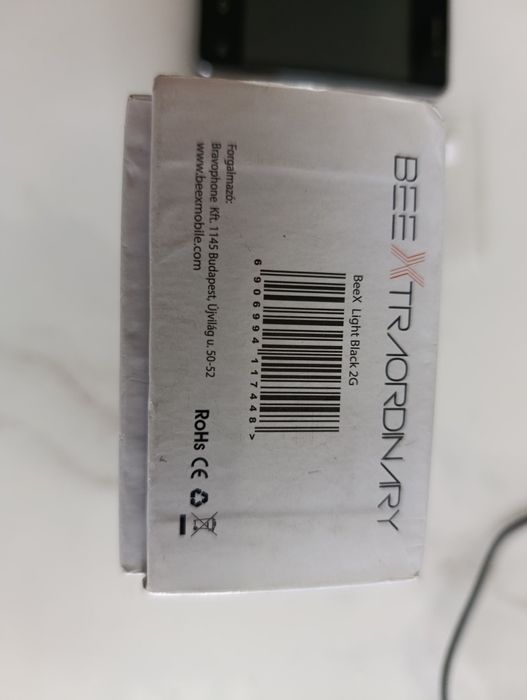 Smartfon prosty telefon z dotykowym ekranem BeeX Light Black 2G s.db.