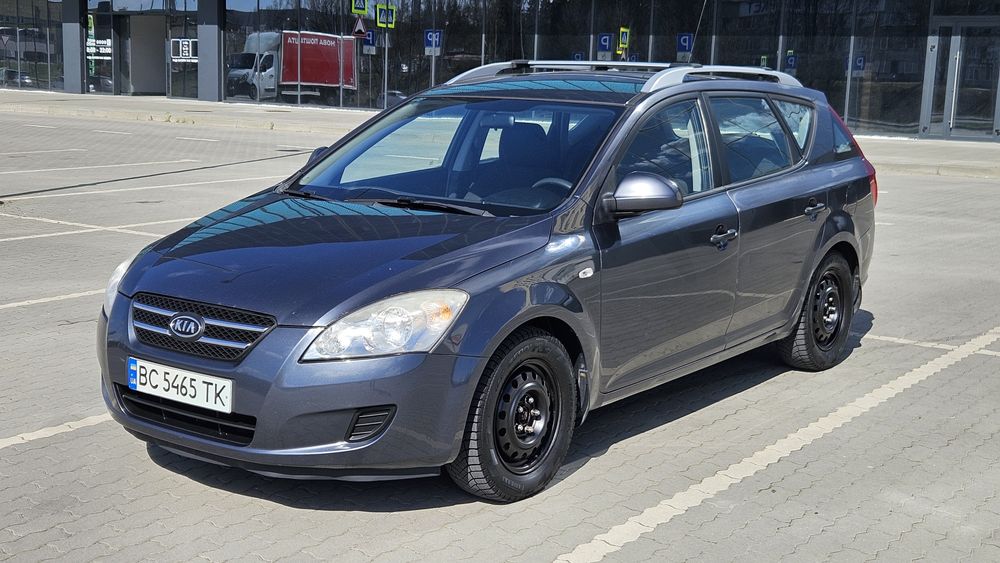 Kia ceed sw 2008 1,6 AT