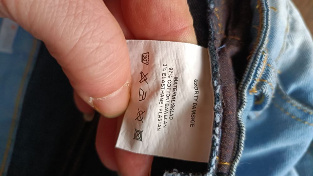 Spodenki damskie dżinsowe S Bershka