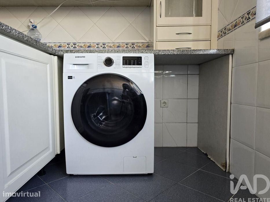 Apartamento T3 em Poiares (Santo André) de 126,00 m2