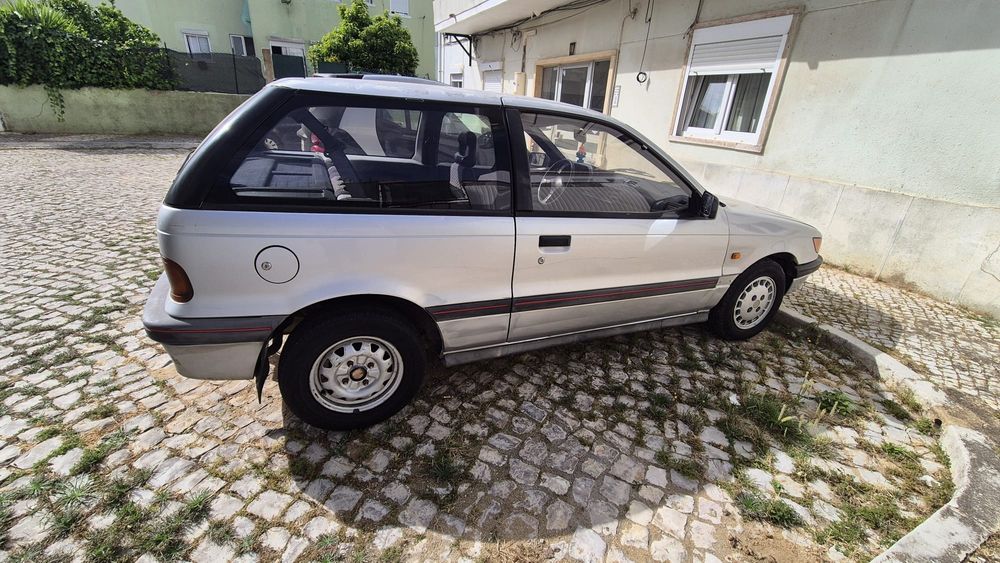 Mitsubishi Colt 1.5 GLX Clássico