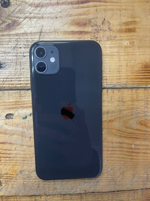 iPhone 11 64gb black