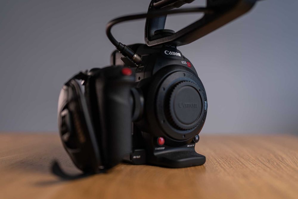 Kamera cyfrowa Canon EOS C100 Mark II
