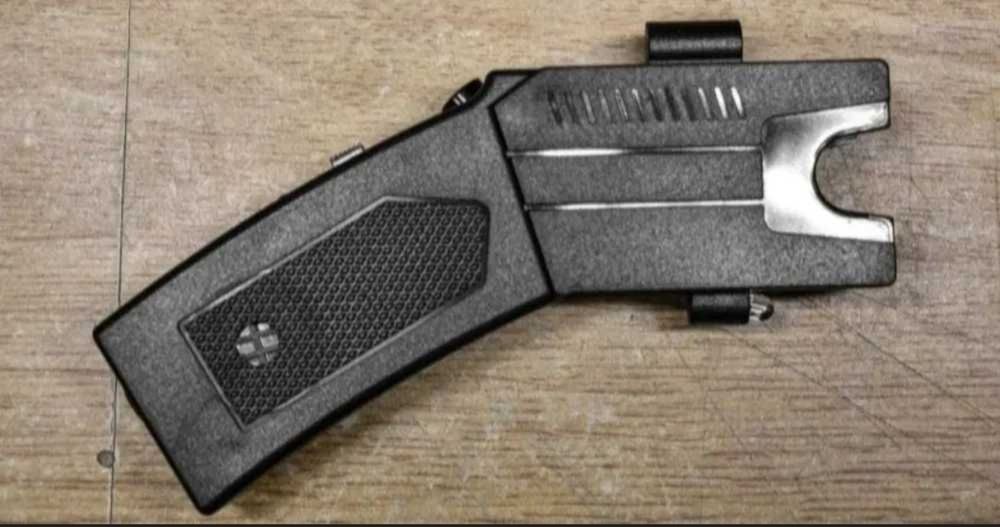 Paralizator Blackfire Blaster Black TASER Strzelający Elektrodami