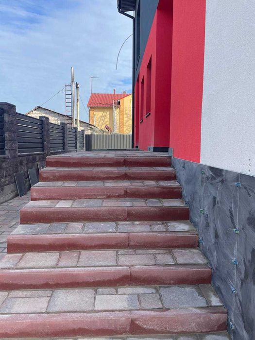 Дуплекс 74 м2. + 35 кв підвал. Тепла підлога! Газ, центр Гостомеля