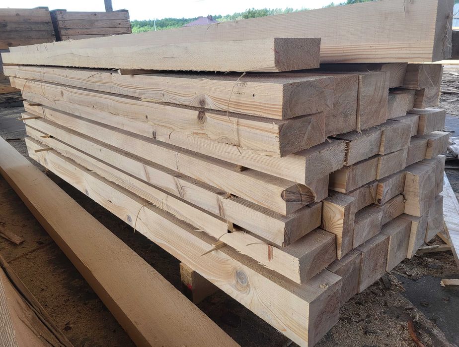 więźba dachowa, deski, pellet