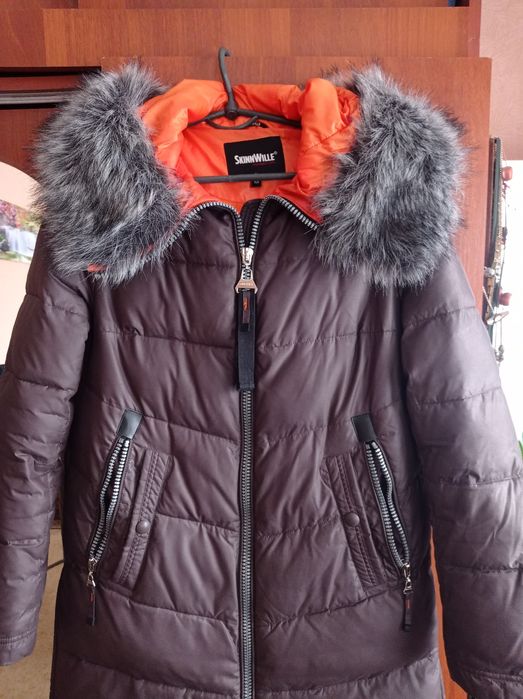 Женский зимний пуховик