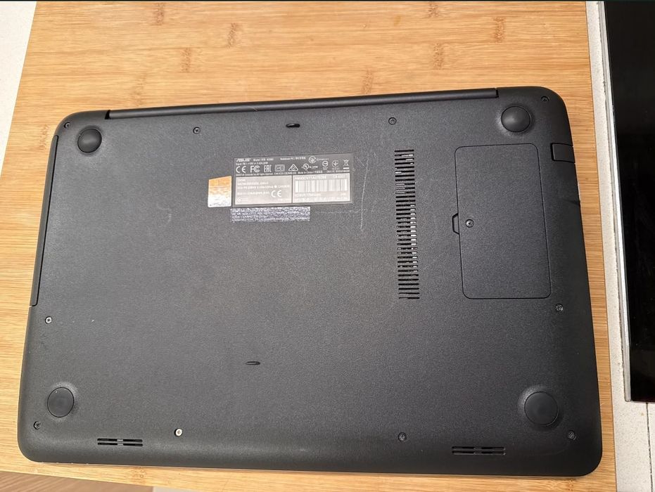 Portátil ASUS K556U i7