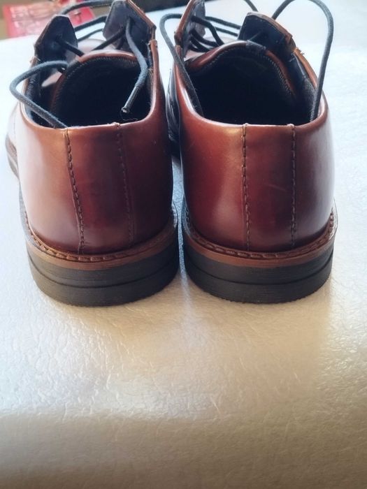 Sapatos Homem Bugatti em Pele