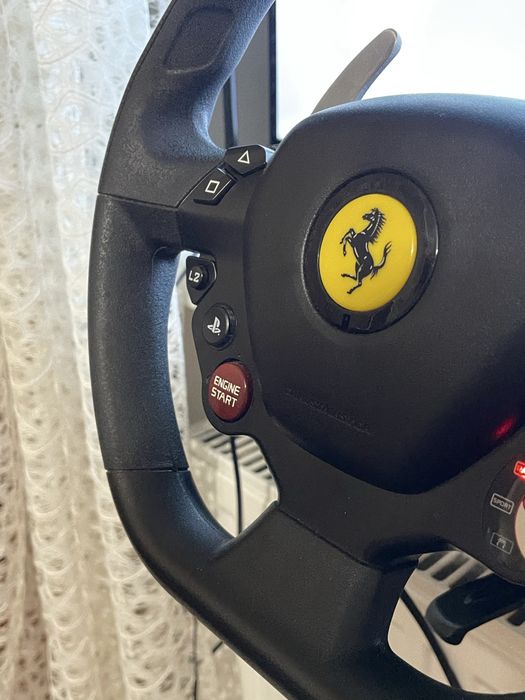 Игровой руль Thrustmaster T80 Ferrari