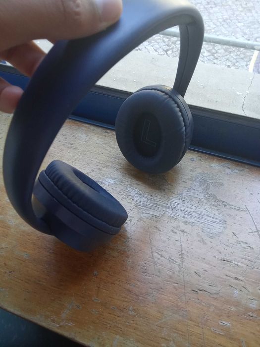 Fones de ouvido bluetooth